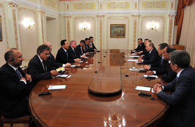 Президент Российской Федерации Владимир Путин встретился с секретарями советов безопасности стран ШОС