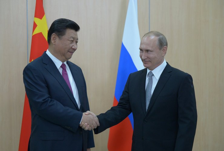 俄罗斯联邦总统普京与中国国家主席习近平举行会谈