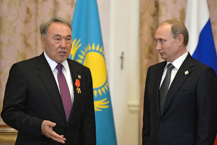 俄罗斯联邦总统普京与哈萨克斯坦总统纳扎尔巴耶夫举行会谈