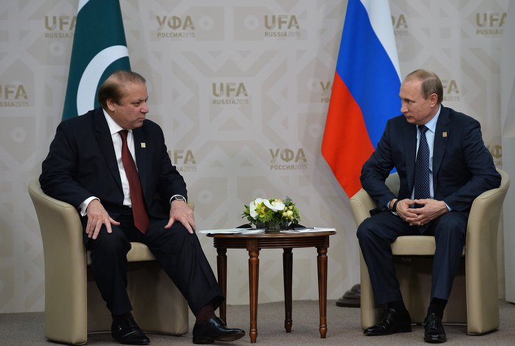 俄罗斯联邦总统普京与巴基斯坦总理谢里夫举行会谈