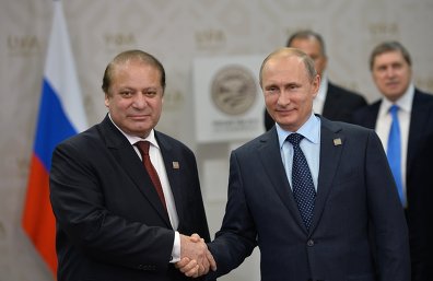 俄罗斯总统普京与巴基斯坦总理谢里夫举行会晤